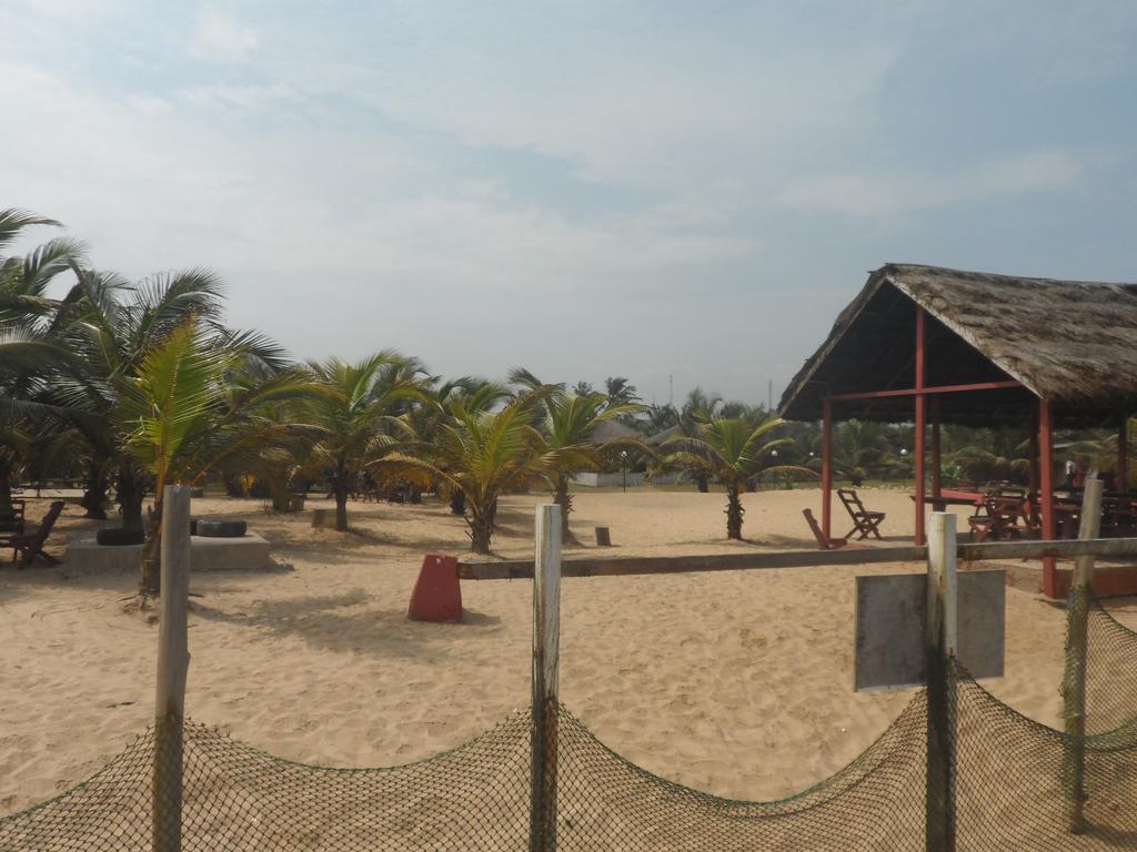 Legacy Tribe Beach Resort Prampram Bagian luar foto