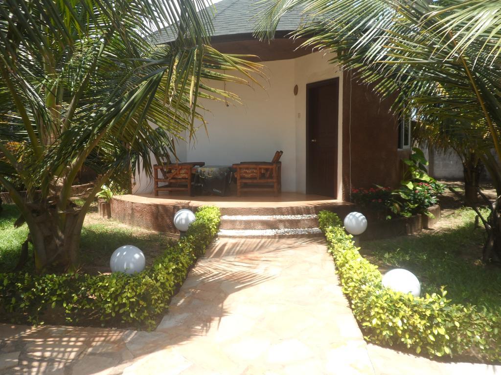 Legacy Tribe Beach Resort Prampram Bagian luar foto